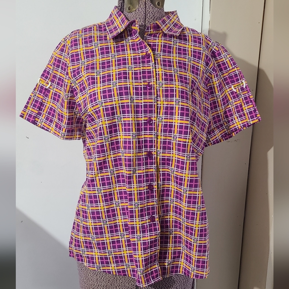 Adrian Delafield Short Sleeve Button Down blouse Plaid Print Size Medium